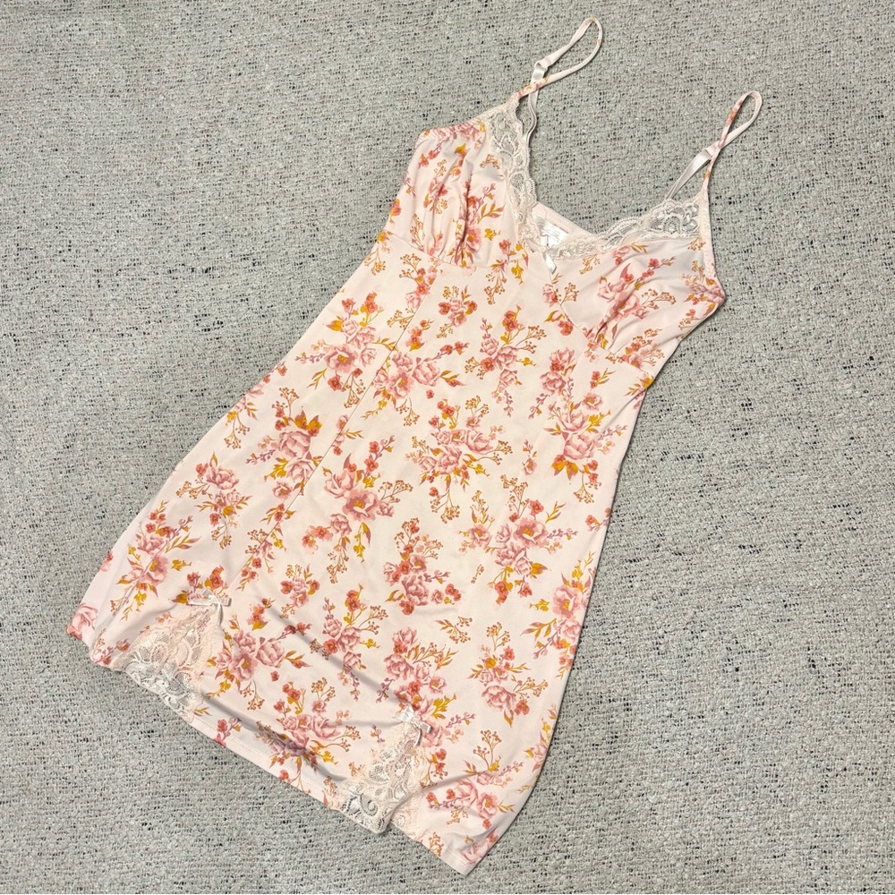 Marilyn Monroe Floral Lace Trim Slip Dress